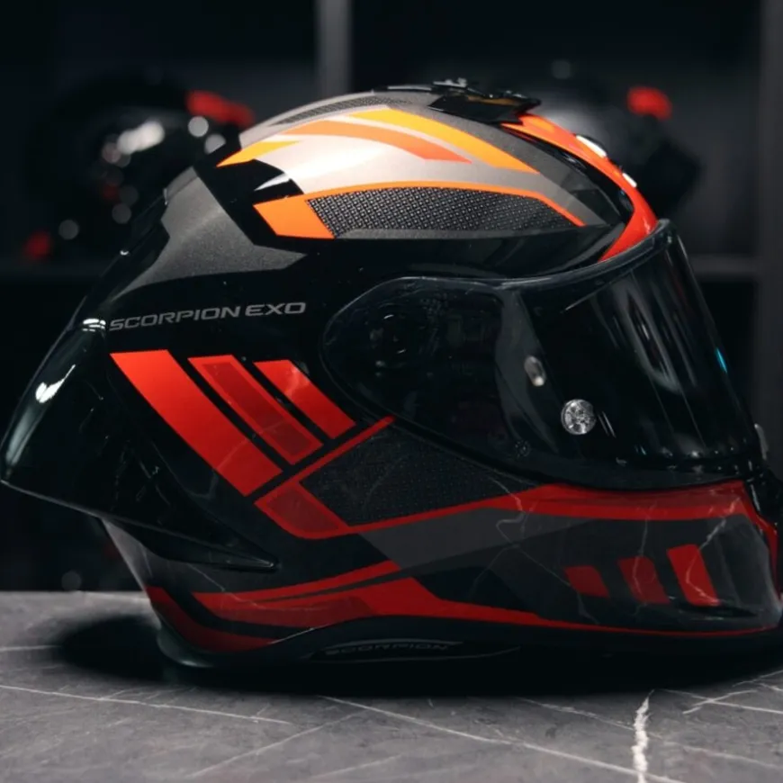 Scorpion EXO-R1 Evo II Vital Black Silver Red