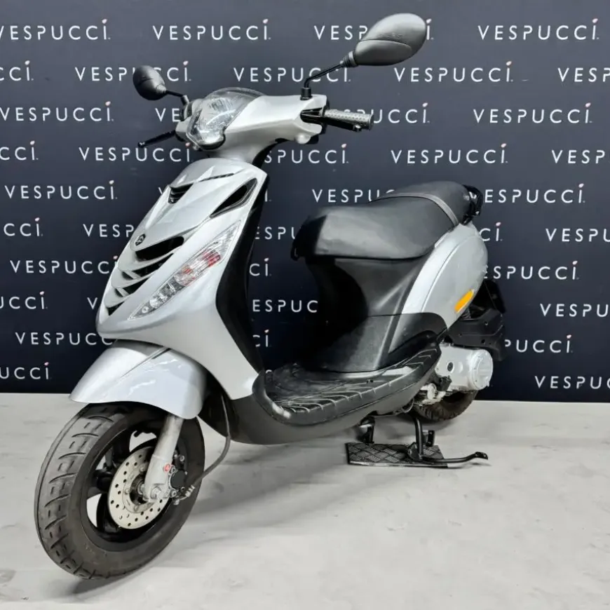 SOLD PIAGGIO Zip FHJ-59-P