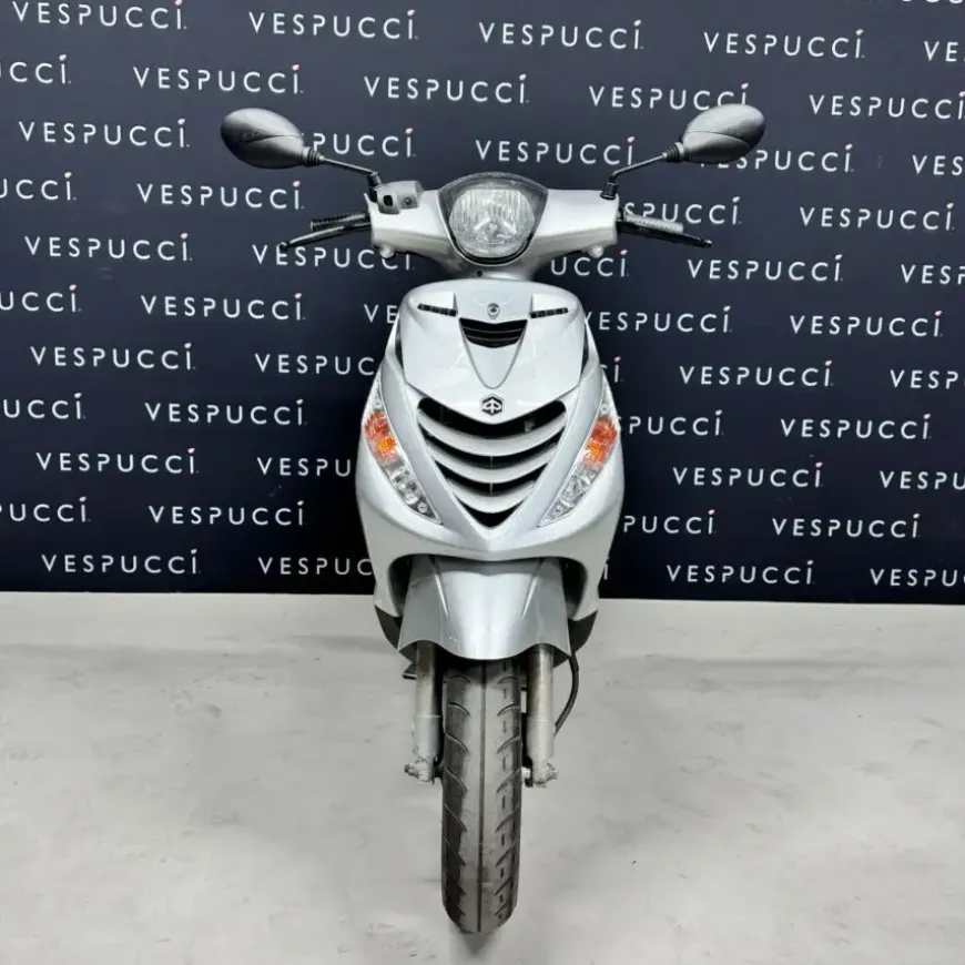 SOLD PIAGGIO Zip FHJ-59-P