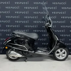 SOLD Vespa Primavera Glans Zwart DHR-68-V