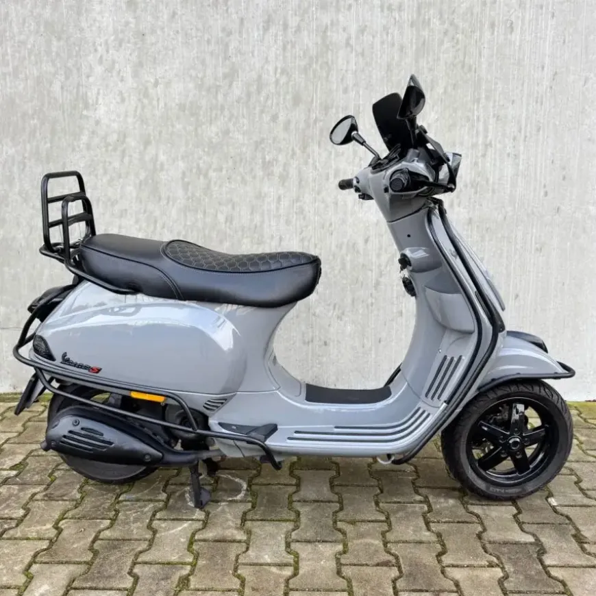 SOLD Vespa S50 2012 F-858-HP