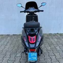 SOLD Vespa Sprint Custom Agaat Grijs DPB-79-R