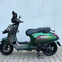 SOLD Vespa Sprint Green to Purple FHS-92-Z