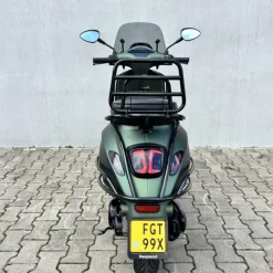 SOLD Vespa Sprint Mat Groen FGT-99-X