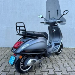 SOLD Vespa Sprint Sport Mat Grijs DGF-33-P