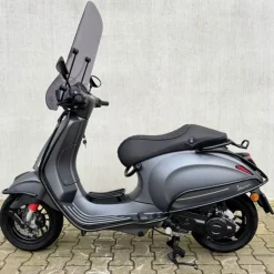 SOLD Vespa Sprint Sport Mat Grijs DTB-60-L