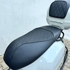 Vespa GTS310 Custom Chalk Grey 2026