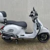 Vespa GTS310 Custom Chalk Grey Akrapovic 2026