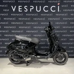 Vespa Sprint – Black on Black
