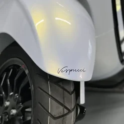 Vespa Sprint – Glossy white pearle