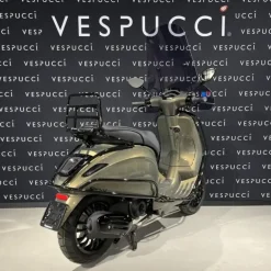Vespa Sprint – Gold champagne