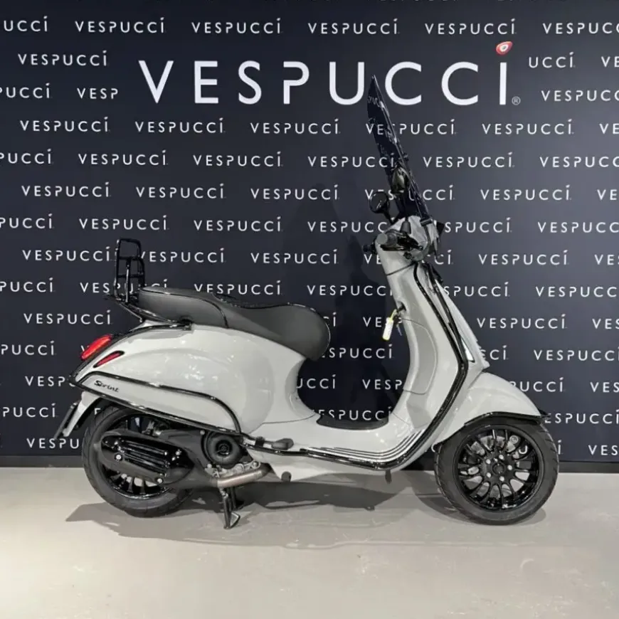 Vespa Sprint – krijt grijs