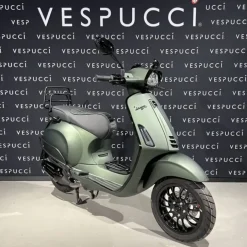 Vespa Sprint – Opaco Candy Green
