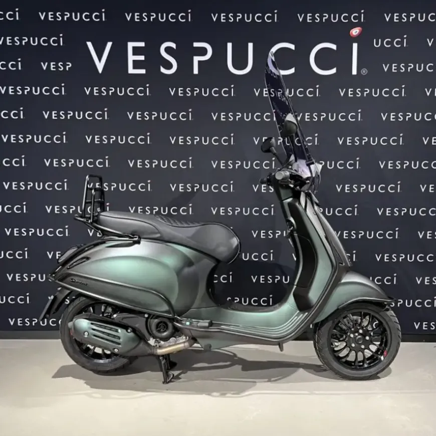 Vespa Sprint – Opaco cycle green