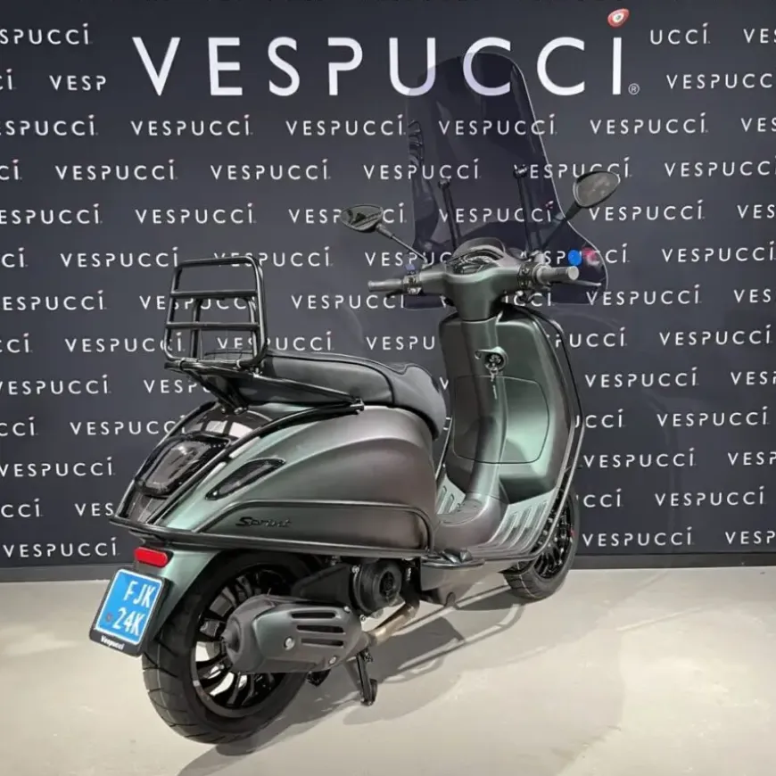 Vespa Sprint – Opaco cycle green