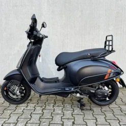 Vespa Sprint Sport Mat Zwart FTP-85-T